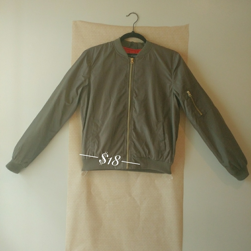 💥PRICE DROP💥New Look - Olive Green Bomber Jacket